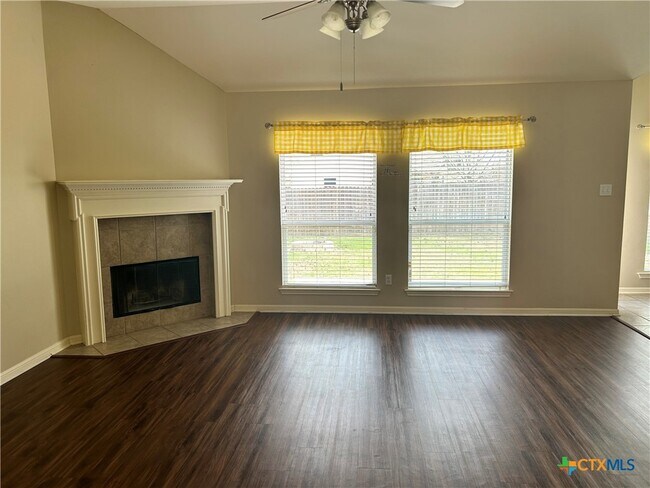 Building Photo - 5623 Fair Hill Dr