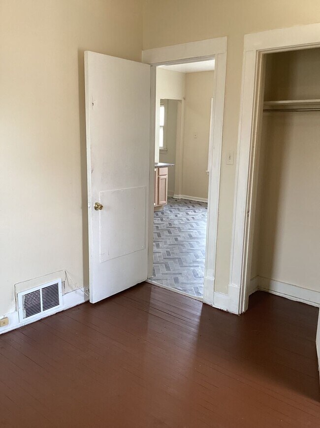 Building Photo - 2903-05 N 17th St