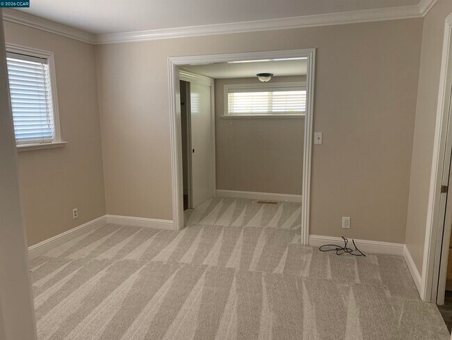 Building Photo - 1608 Claycord Ave