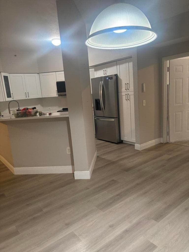 Building Photo - 350 Crestwood Cir