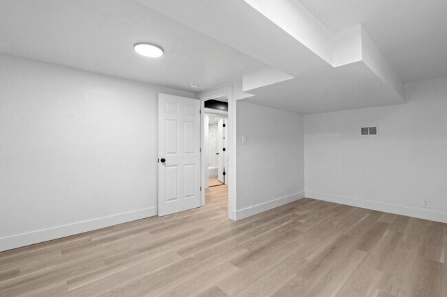 Building Photo - 1210 Arbor Ave
