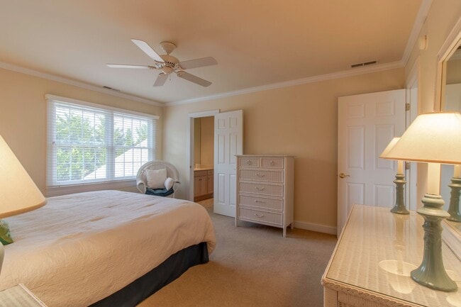 Building Photo - SHORT TERM - FURNISHED OR UNFURNISHED - SINGLE FAMILY - RBYCC