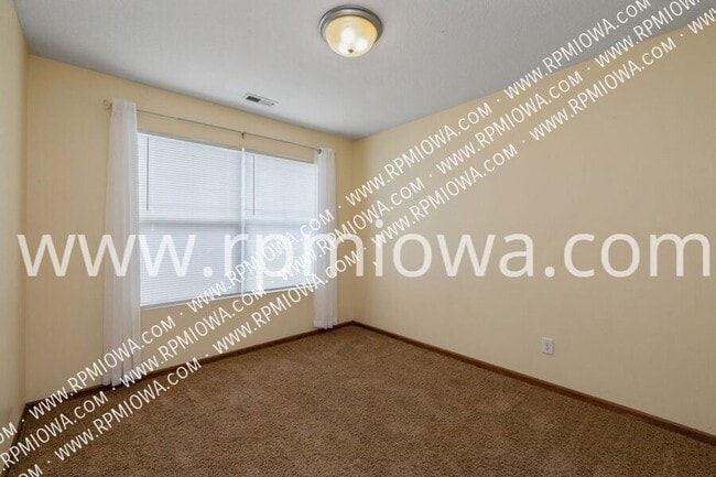 Building Photo - 8231 Cody Dr