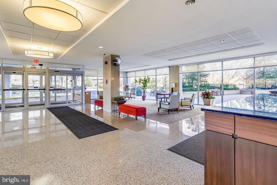 Building Photo - 10500 Rockville Pike