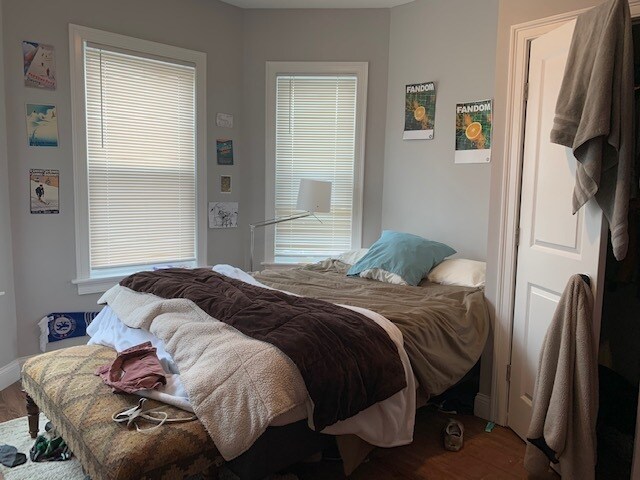 Building Photo - 38 Crescent Ave