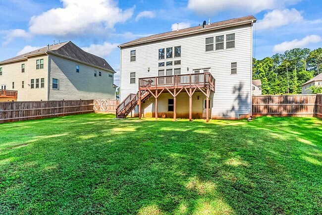 Building Photo - 173 Charolais Dr