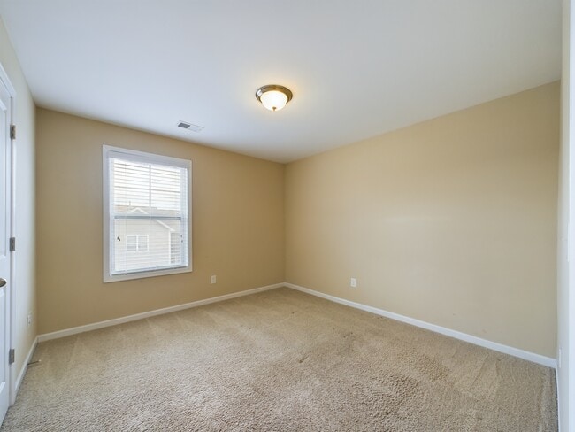 Building Photo - 5055 Gribble Ln