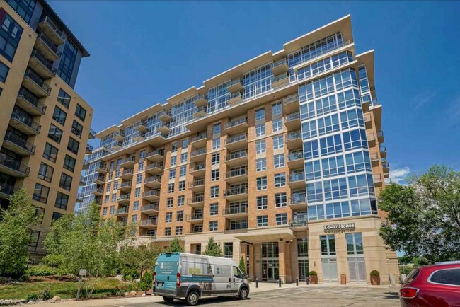 Building Photo - 625 N Segoe Rd