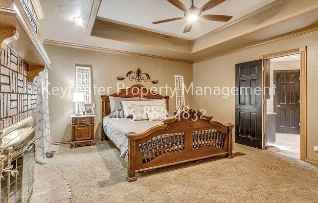 Building Photo - Massive 4BD/3BTH and 2 Car garage Home! Minutes from I-35