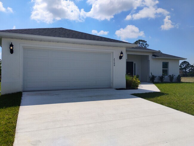 Primary Photo - 2700 NW 26th Terrace