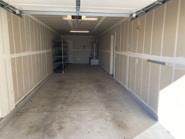 Building Photo - Charming Fallon 3 bedroom with RV Acess