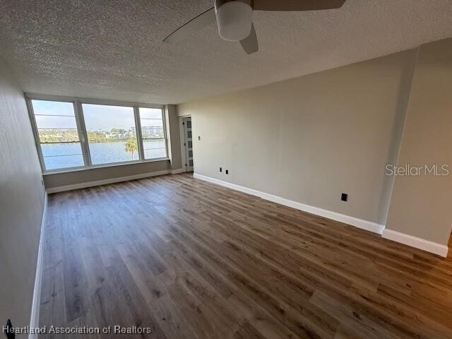 Building Photo - 700 Mirror Terrace NW