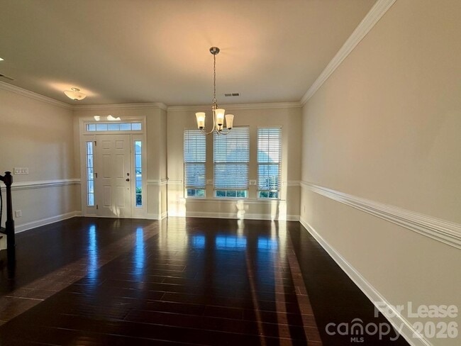 Building Photo - 1722 Spears Dr NW