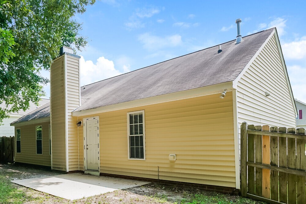 Building Photo - 4012 Mindspring Dr