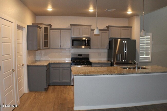 Building Photo - 940 Abe Goldberg Dr