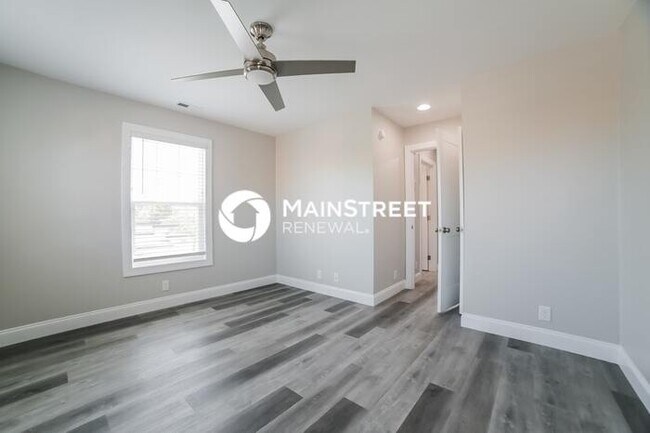 Building Photo - 2165 14TH AVE S, ST PETERSBURG, FL 33712
