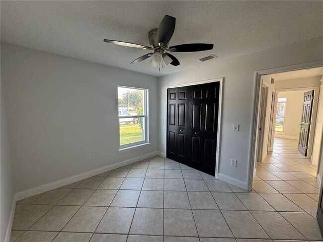 Building Photo - 8313 Sun Vista Way