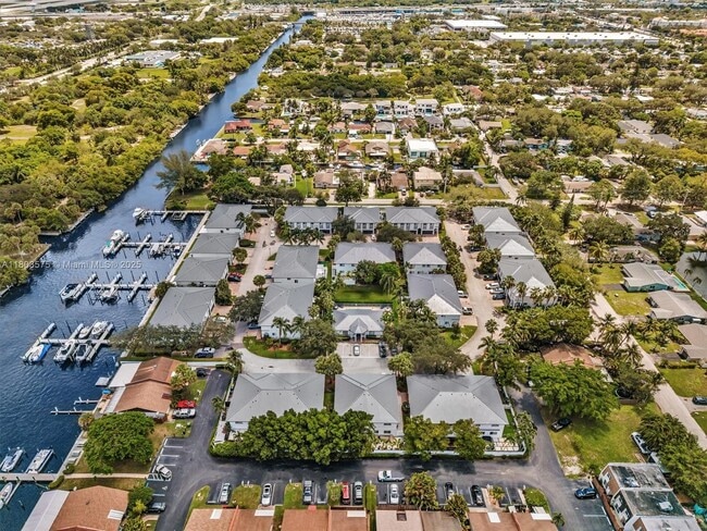 Building Photo - 2727 Treasure Cove Cir