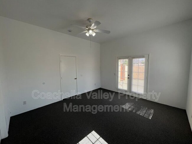 Building Photo - 53750 Avenida Alvarado