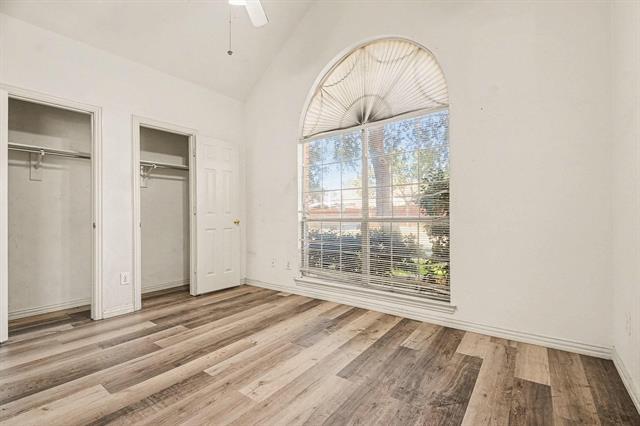 Building Photo - 1005 Creek Bend