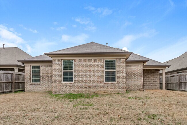 Building Photo - 9455 Darren Cir S