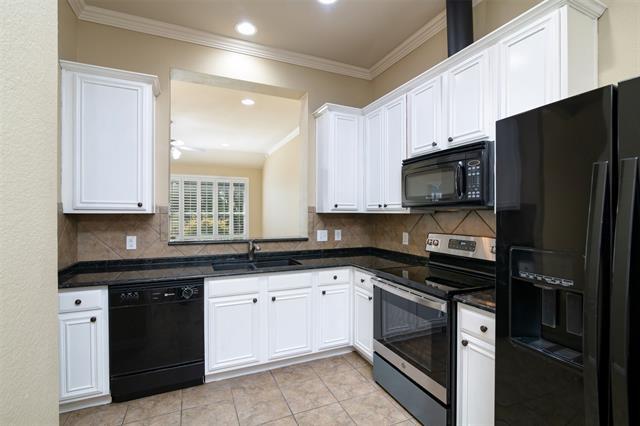 Building Photo - 9904 Derwent Dr