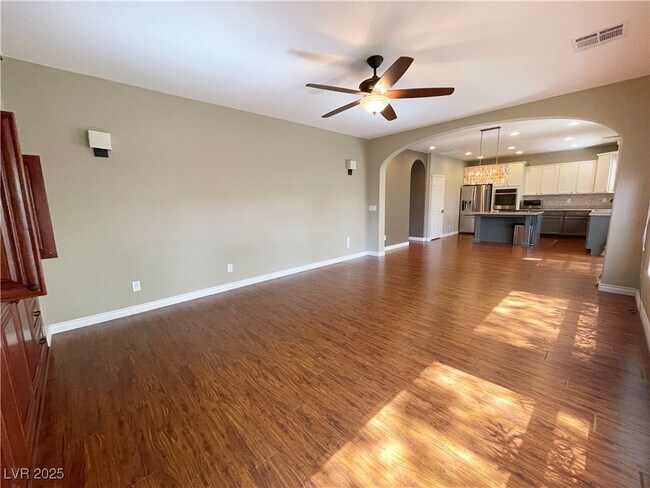 Building Photo - 11761 Del Sur Ave