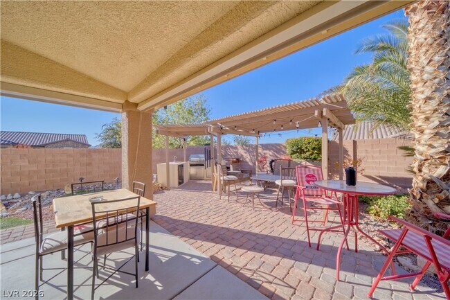 Building Photo - 5720 Al Fresco Ave