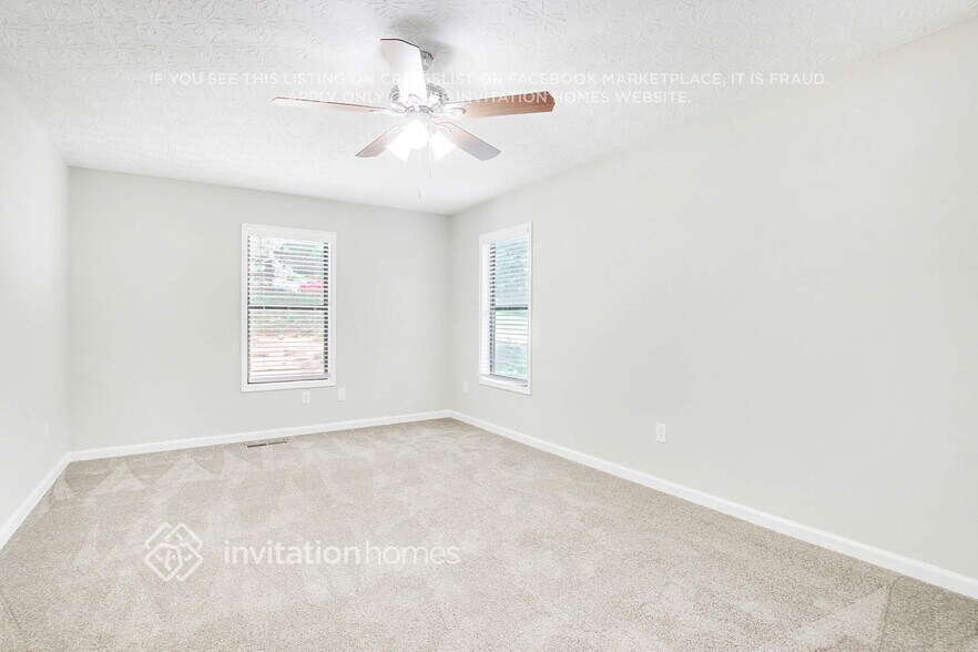 Building Photo - 830 Sunset Ct NW