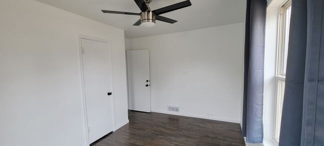 Building Photo - 4701 S Pearl St