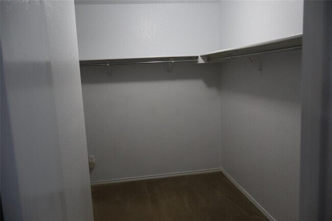 Building Photo - 5204 Mathra Dr
