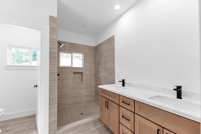 Building Photo - 11403 Alcott Dr