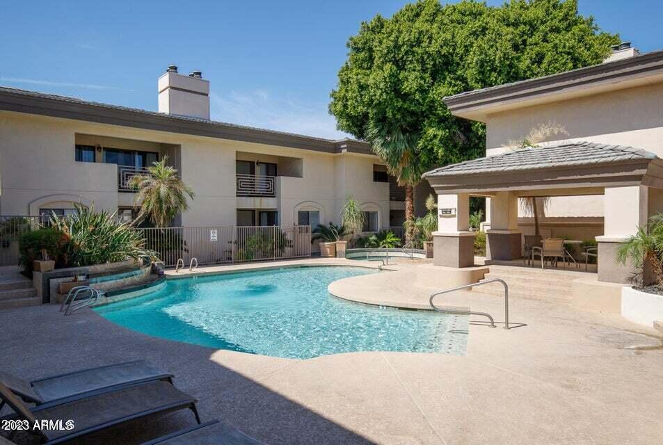 Building Photo - 3235 E Camelback Rd