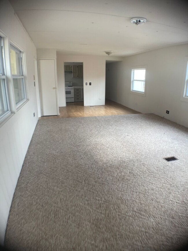 Building Photo - 2 bedroom 2 bath mh for rent!