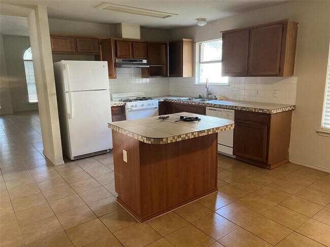 Building Photo - 2817 Single Trace Ct