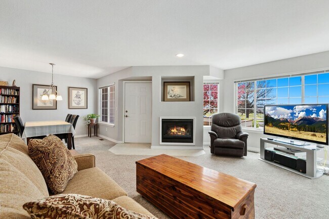 Building Photo - 2502 Timberwood Dr