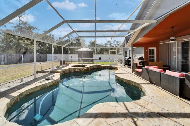 Building Photo - 18507 Country Crest Pl