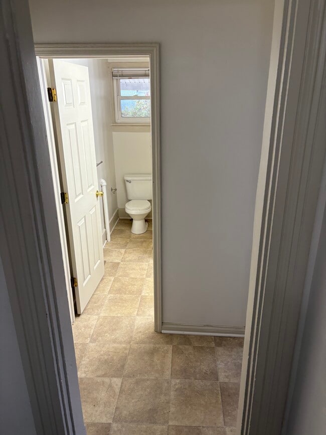 Building Photo - 740-746-746 N Wayne St