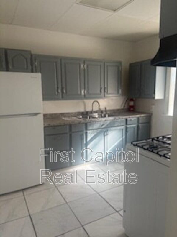 Building Photo - 1800 Market St