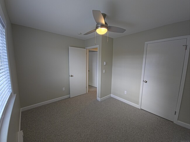 Building Photo - 24 Glenwood Ave