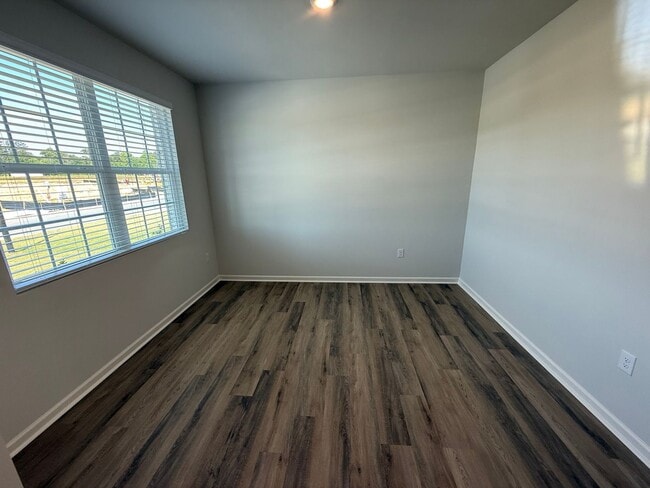 Building Photo - 111 Badcock Drive