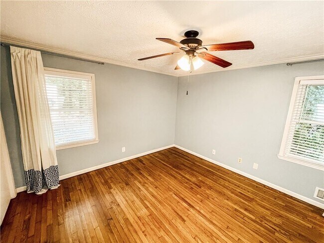 Building Photo - 116 Indian Trail