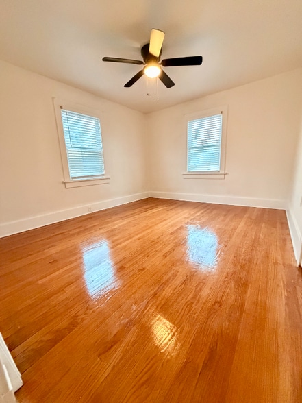 Building Photo - 2755 Grandview Ave