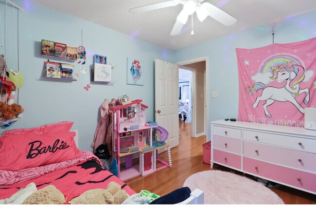 Building Photo - 123 Sweet Bailey Cove