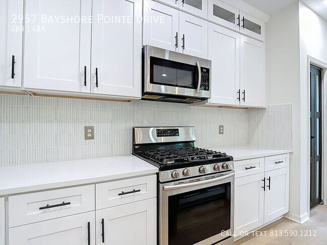 Building Photo - 2957 Bayshore Pointe Dr