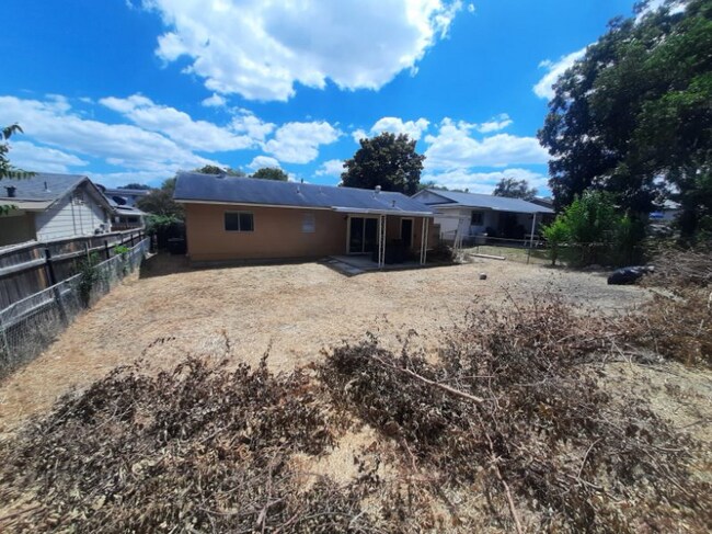 Building Photo - 6011 Viva Max Dr