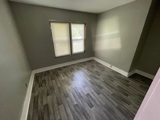 Building Photo - COMING SOON! 3 Bedroom House and 2 bath in Gastonia