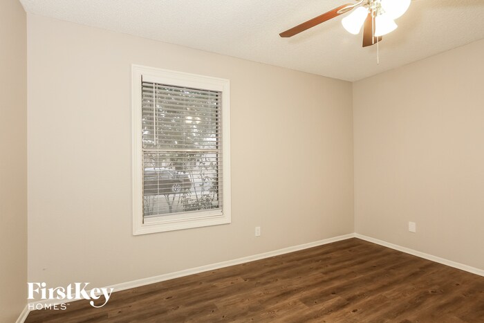 Building Photo - 13269 N 56th Ave