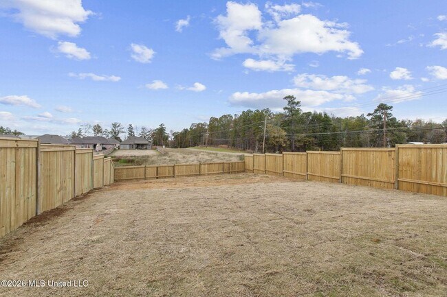 Building Photo - 621 Stillwater Cv