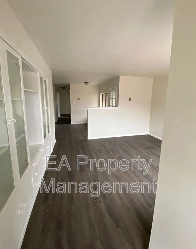 Building Photo - 12912 Marva Pl SE